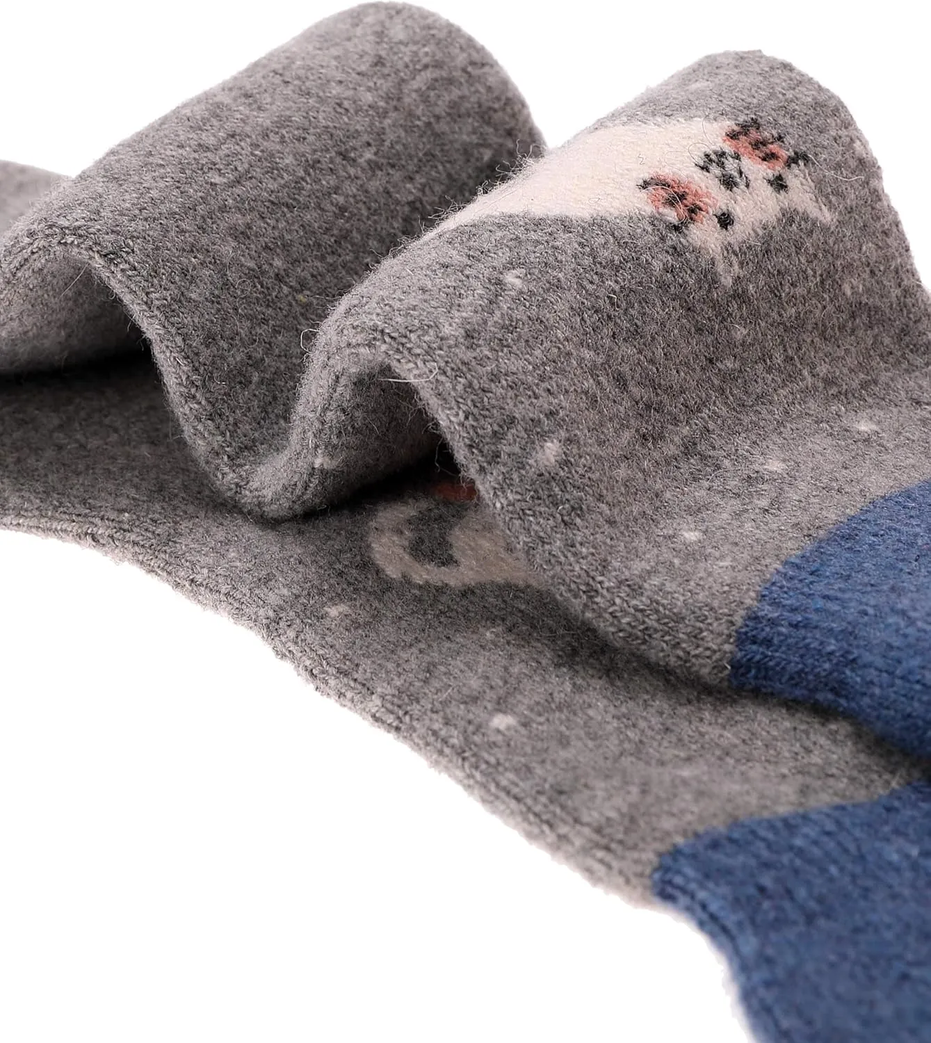 EBMORE Womens Fuzzy Socks Fleece Fluffy Cabin Plush Warm Sleep Soft Cozy Winter Adult Socks